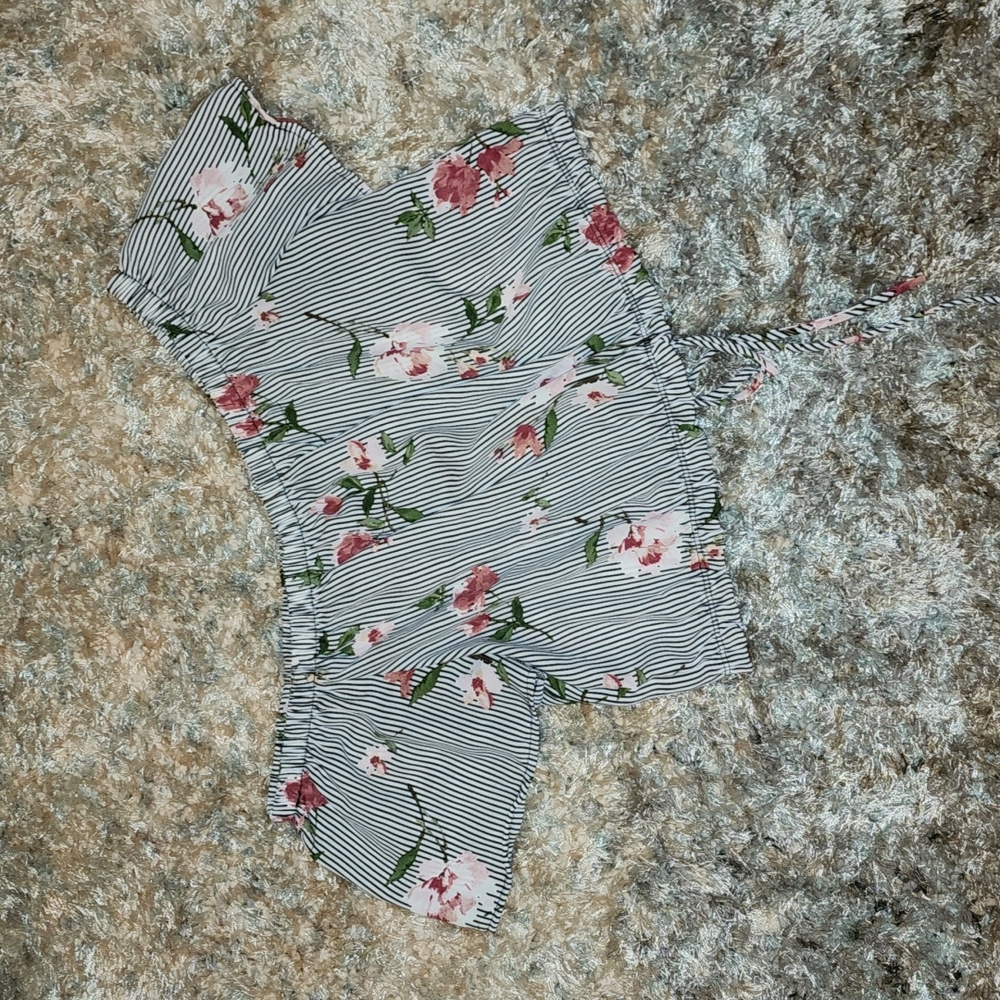🥀 floral off-shoulder crop top 🥀